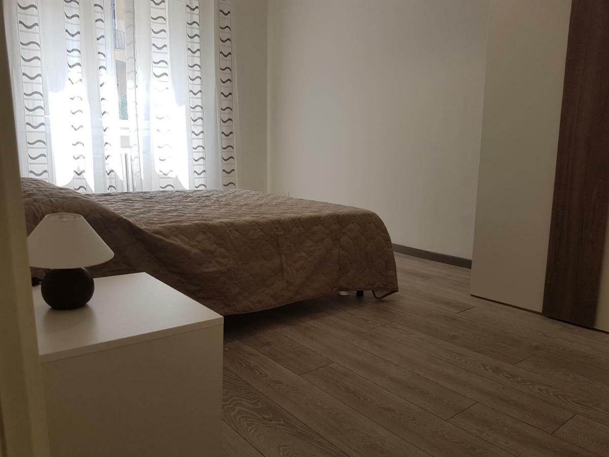 Sant Ambrogio Flat Apartment มิลาน ภายนอก รูปภาพ